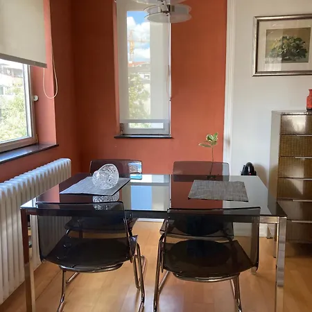 公寓 Waterfront With Free Parking