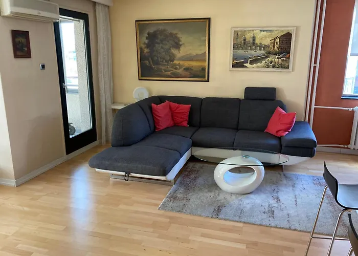 Apartment Waterfront With Free Parking Sajmiste